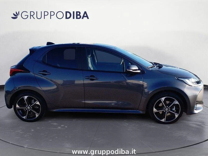 Toyota Yaris Yaris 1.5h 130 Lounge- Gruppo Diba