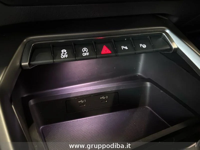 Audi A3 Sportback g-tron A3 Sportback 30 1.5 g-tron Business Advanced s-tro- Gruppo Diba