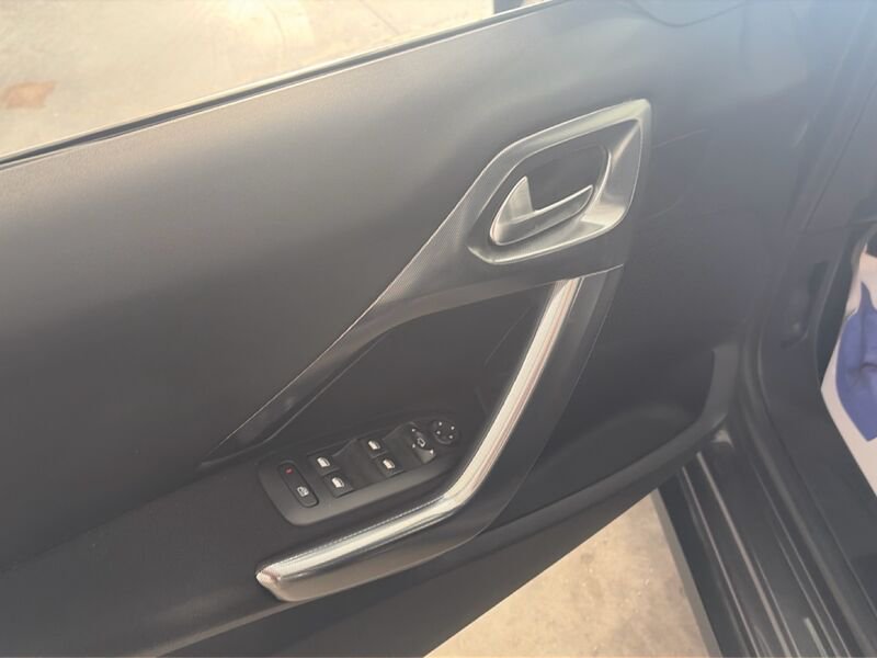 Peugeot 2008 2008 1.6 bluehdi Allure 100cv my16- Gruppo Diba