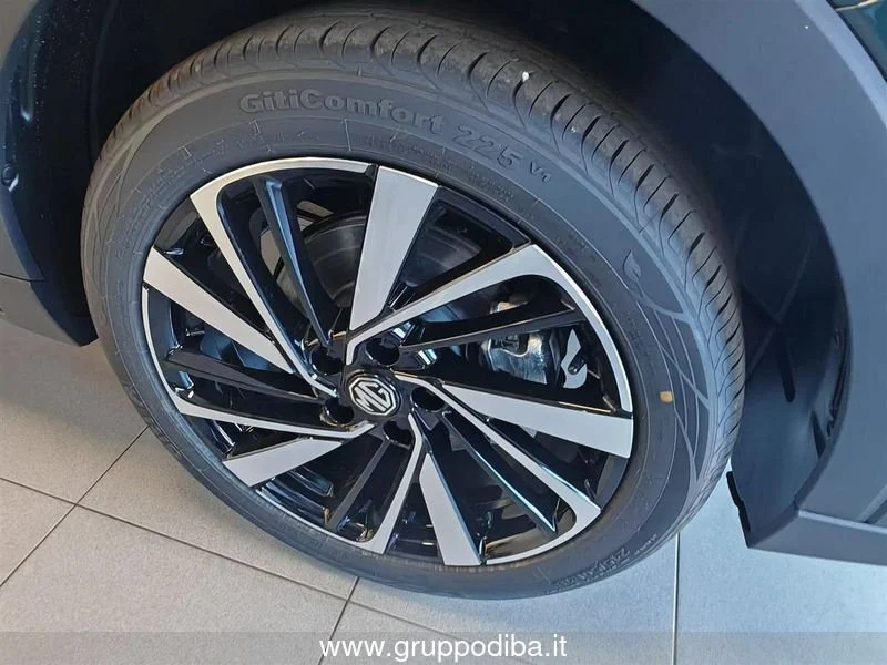 MG ZS 1.5L HEV LUX MY25.5 Green- Gruppo Diba