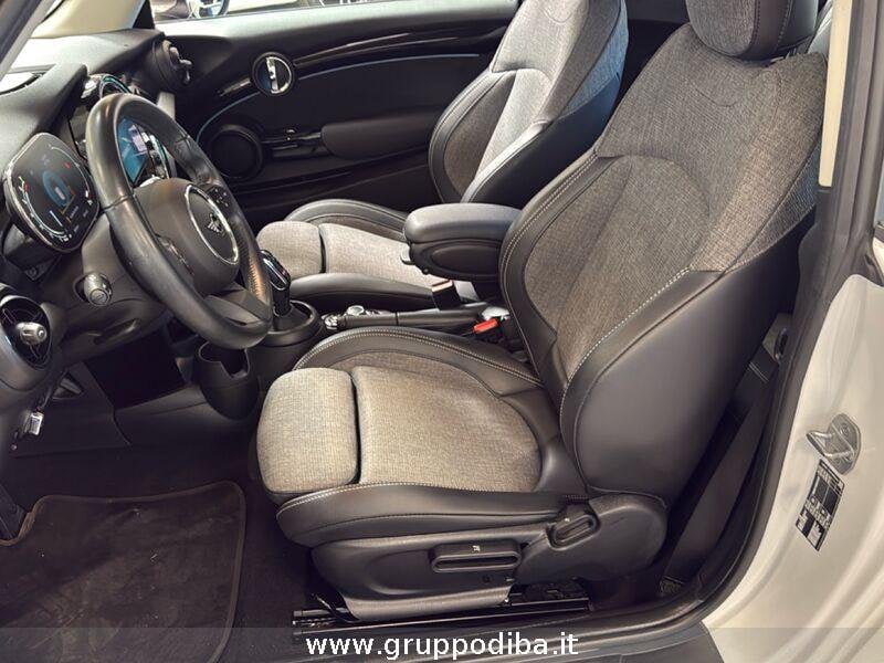 MINI 3 Porte Mini 3p 1.5 Cooper Classic Premium Mid Package aut- Gruppo Diba