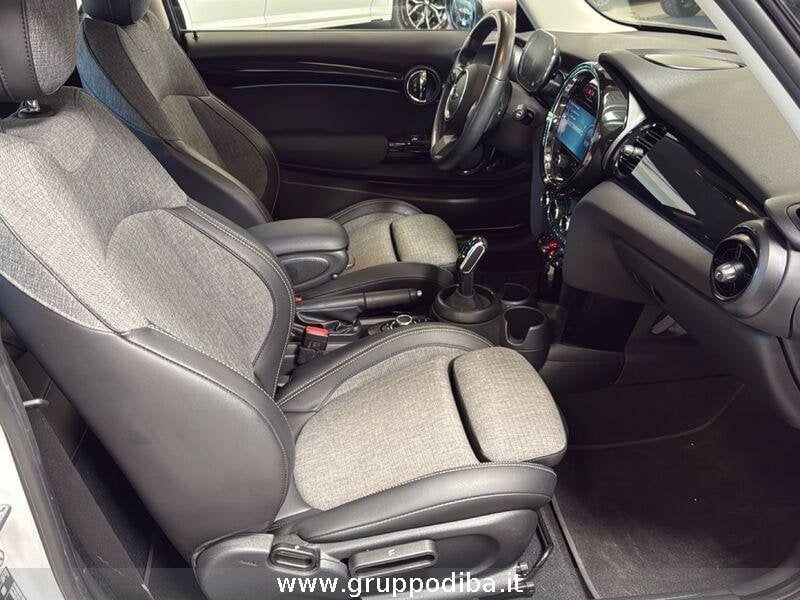 MINI 3 Porte Mini 3p 1.5 Cooper Classic Premium Mid Package aut- Gruppo Diba