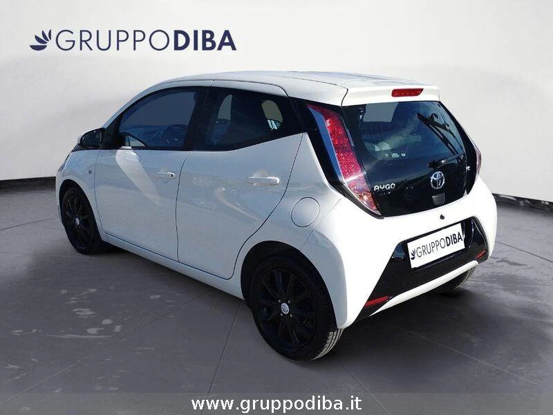 Toyota Aygo Aygo 5p 1.0 x-play m-mt my15- Gruppo Diba