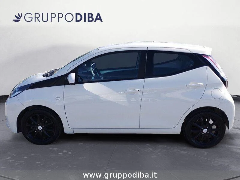 Toyota Aygo Aygo 5p 1.0 x-play m-mt my15- Gruppo Diba