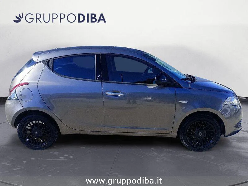 Lancia Ypsilon Ypsilon 1.2 8v Gold 69cv- Gruppo Diba