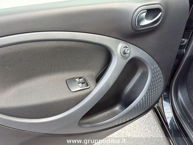smart Forfour Forfour 0.9 t Crosstown Passion 90cv twinamic- Gruppo Diba