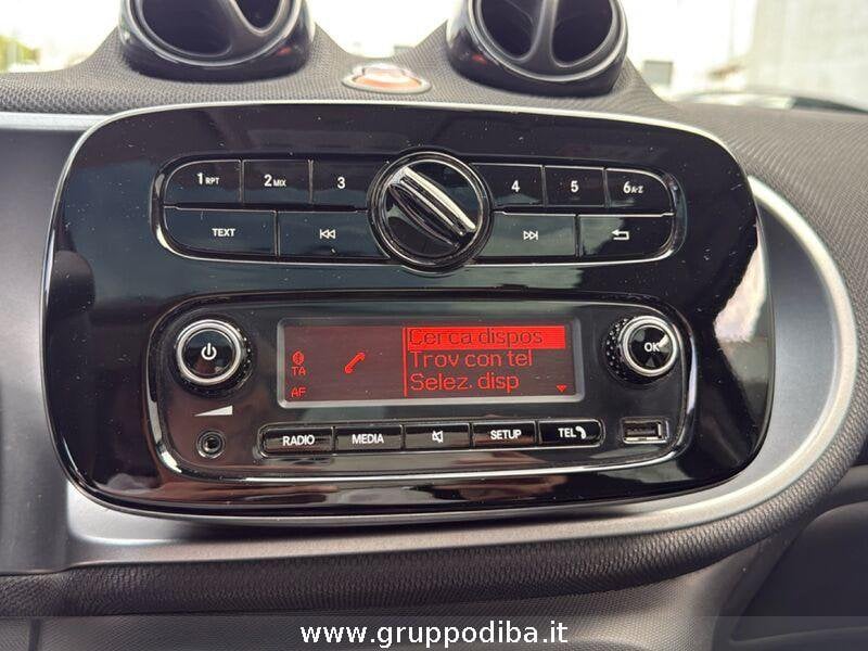 smart Forfour Forfour 0.9 t Crosstown Passion 90cv twinamic- Gruppo Diba