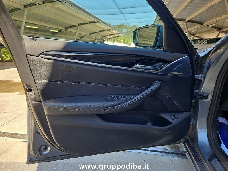 BMW Serie 5 Touring 520d Touring mhev 48V xdrive Business auto- Gruppo Diba