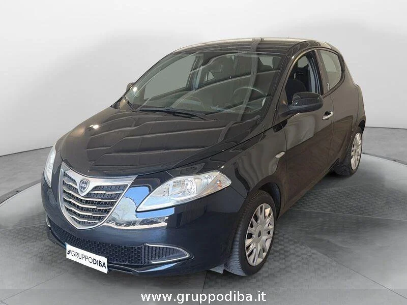 Lancia Ypsilon 1.2 8v silver 69cv- Gruppo Diba