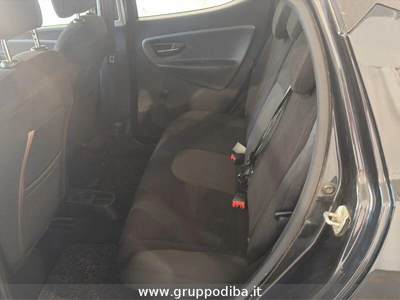 Lancia Ypsilon 1.2 8v silver 69cv- Gruppo Diba