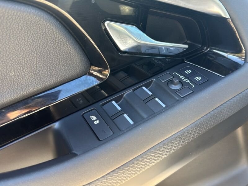 Land Rover Evoque Range Rover Evoque 2.0d i4 mhev R-Dynamic awd 163c- Gruppo Diba
