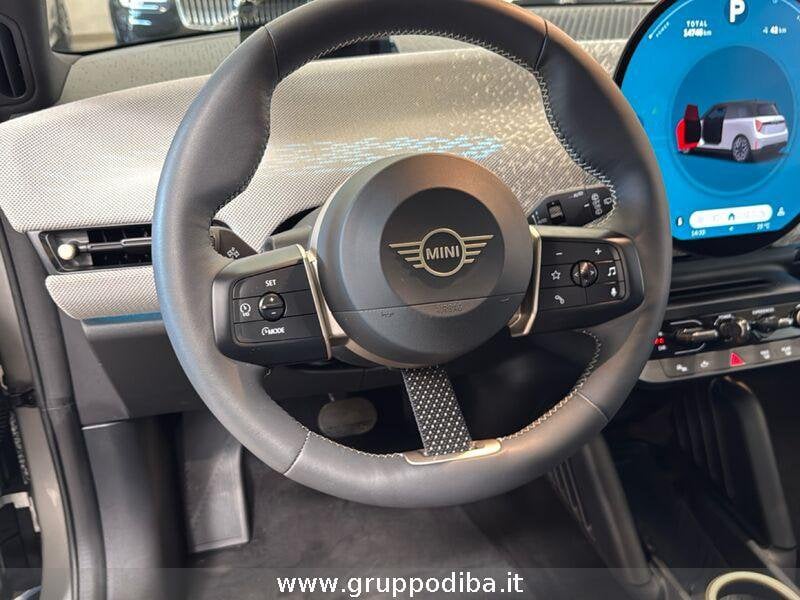 MINI Full Electric Mini Cooper SE Favoured- Gruppo Diba