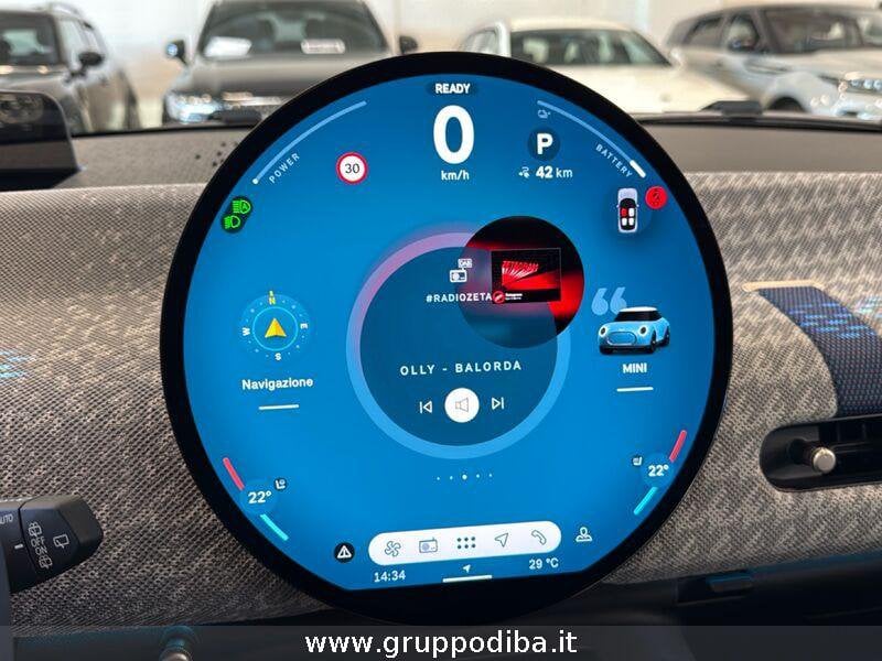 MINI Full Electric Mini Cooper SE Favoured- Gruppo Diba