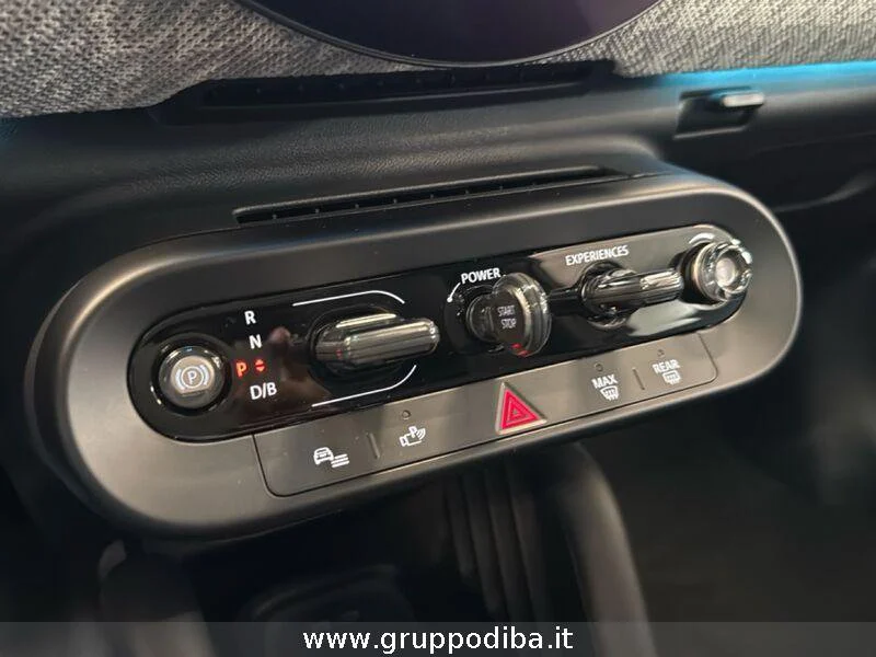 MINI Full Electric Mini Cooper SE Favoured- Gruppo Diba