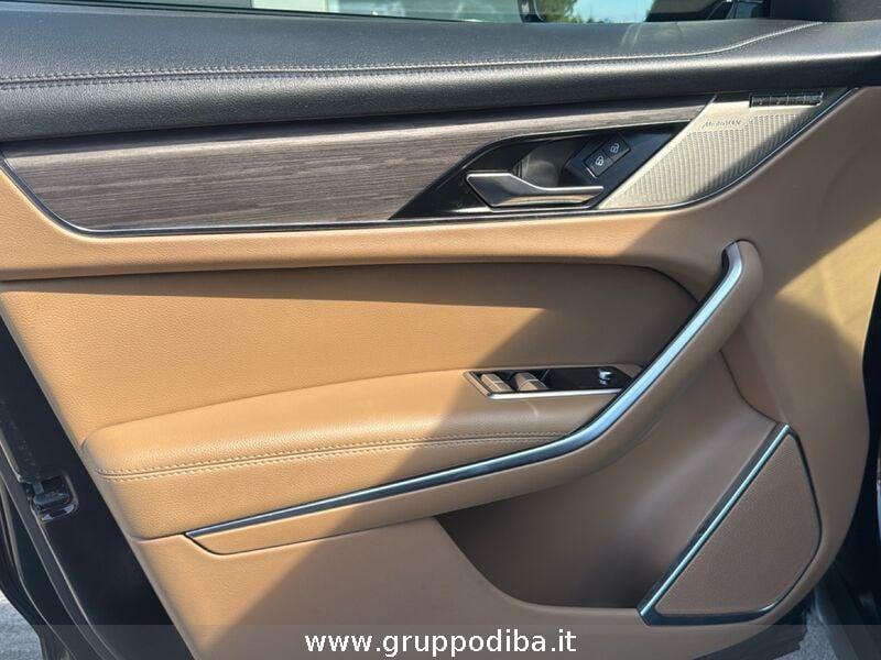 Jaguar F-Pace F-Pace 2.0d i4 mhev R-Dynamic S awd 163cv auto- Gruppo Diba