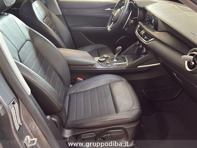 Alfa Romeo Stelvio Stelvio 2.2 t B-Tech Q4 190cv auto- Gruppo Diba