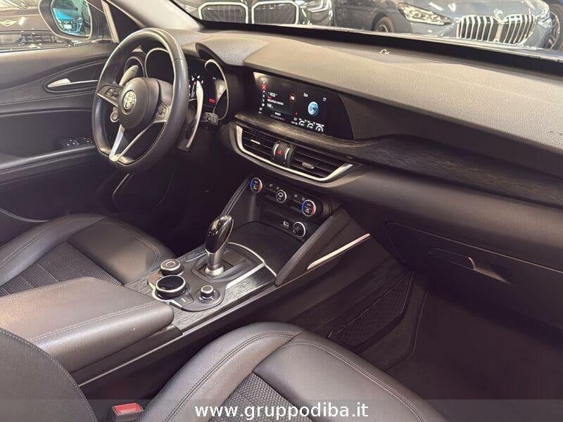 Alfa Romeo Stelvio Stelvio 2.2 t B-Tech Q4 190cv auto- Gruppo Diba