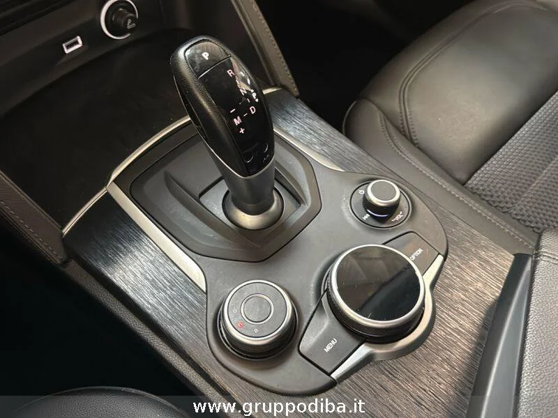 Alfa Romeo Stelvio Stelvio 2.2 t B-Tech Q4 190cv auto- Gruppo Diba